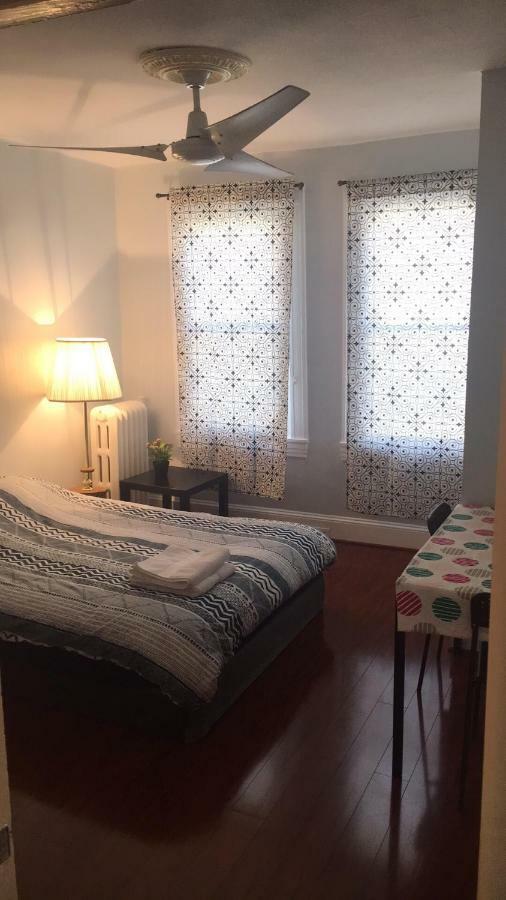 Comfort & Charm In The Johns Hopkins Uni Baltimora Esterno foto
